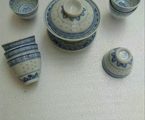 1盖碗4杯组景德镇原光明瓷厂青花玲珑盖碗茶...