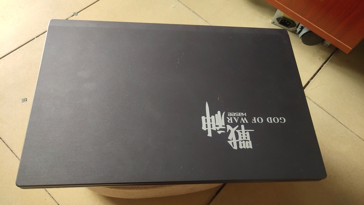 神州战神笔记本电脑游戏笔记本电脑