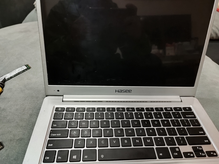 神舟优雅X4SL5S1笔记本8+256G全...