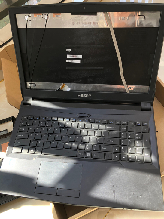 神舟战神ZX7-G4A2整套外壳,A壳有划...