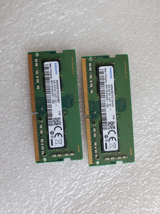 笔记本内存DDR4 8G 1RX8  24...