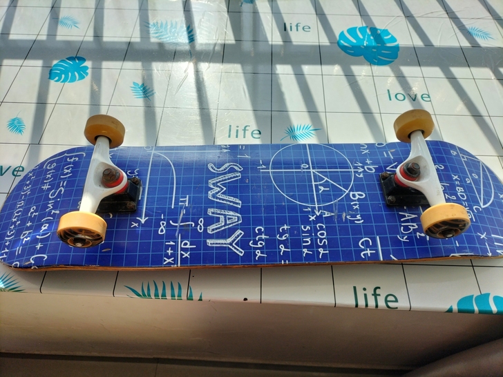 斯威滑板成人双翘滑板车，推荐新人，一直放家...