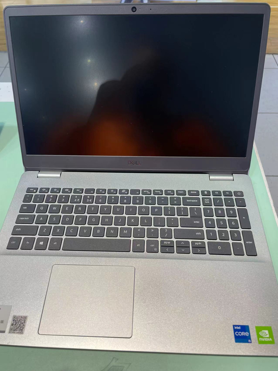 戴尔灵越3501 成色99新，机器用了一个...