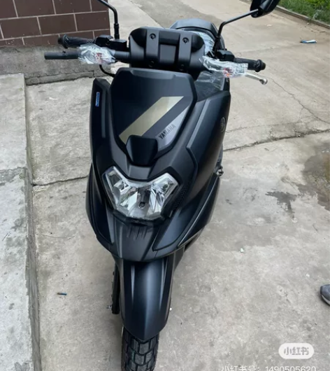 雅马哈福颖125 还没上牌 公里数50不到...