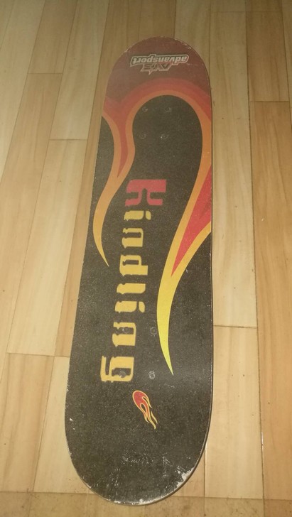 滑板新的没用过