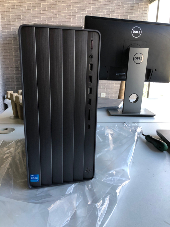 惠普(HP)ENVY TE01 电竞游戏台...