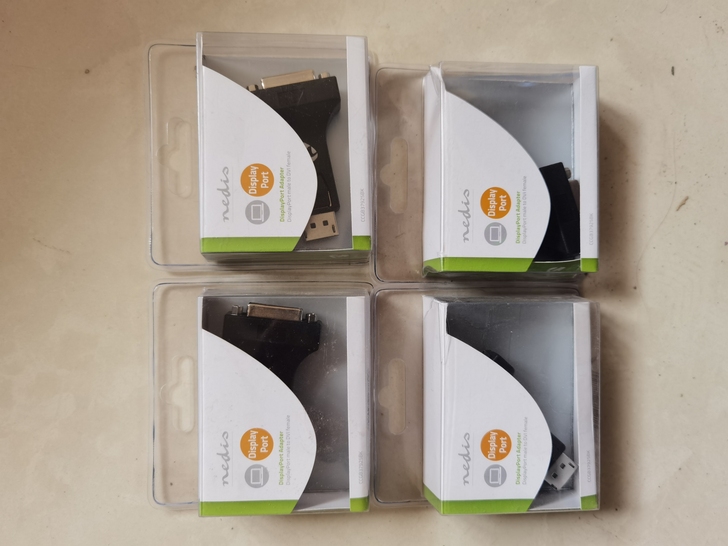 DP转DVI转换插头 实物图 打包4个的价格