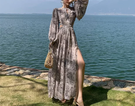 秋季设计感长袖海边度假雪纺沙滩裙法式长裙碎...