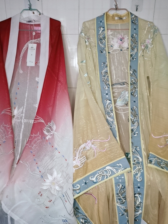 原创绝版汉服女重工绣花刺绣汉服女大袖衫