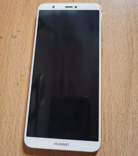 自用华为畅想7S，4十64G，原装屏幕正常...