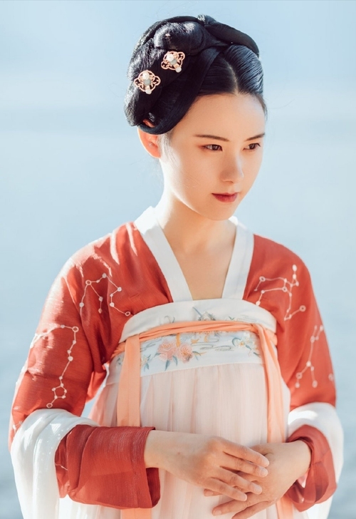 星桥 花朝记汉服刺绣星座对襟齐胸襦裙清新春...