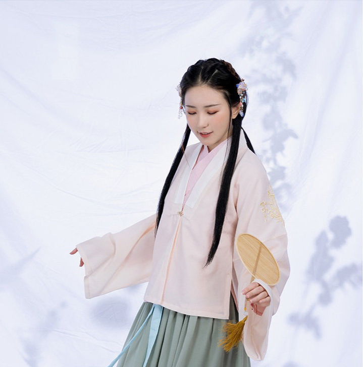 花朝记 方舆 鹤童与梦重工刺绣粉色合领对襟衫