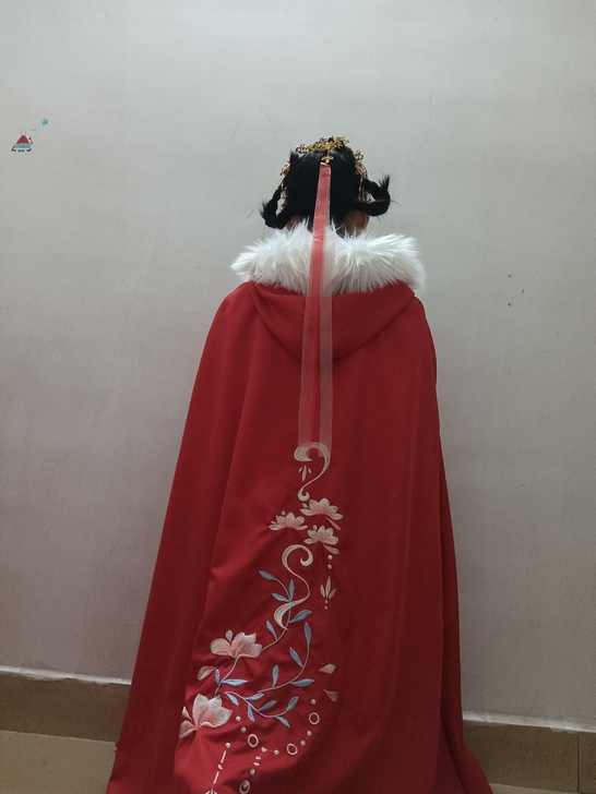 全新汉服斗篷加绒加厚带毛领女冬长款古风斗篷...