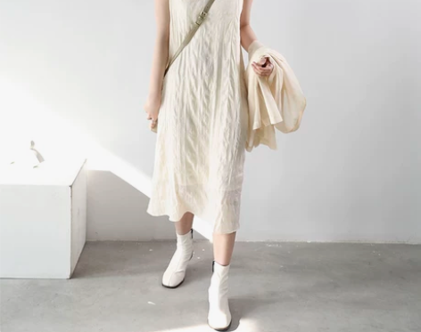 CHICVEN 复古文艺风褶皱吊带连衣裙女...