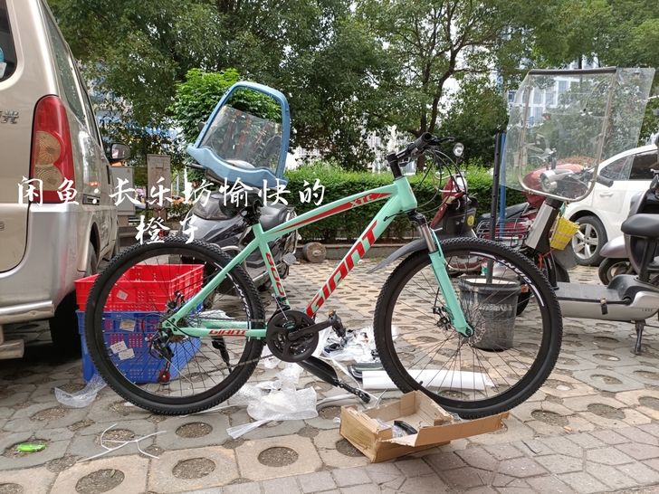 库存新车正品捷安特800,777现货秒发山...