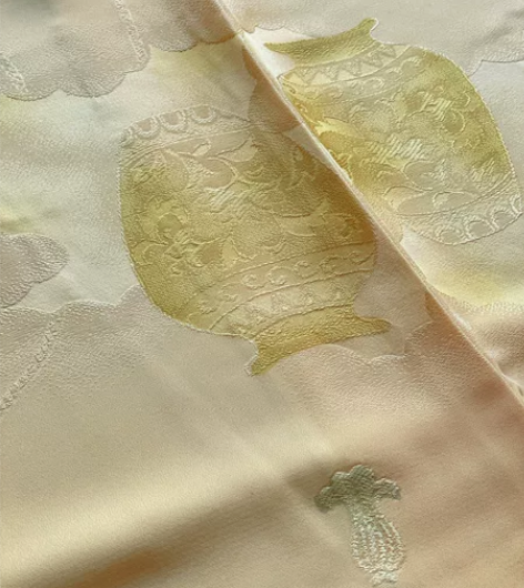 kiya喜屋菠萝黄瓷器织花小纹 材质：正绢...