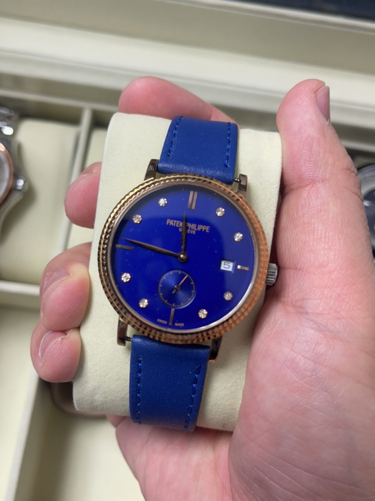 闲置,啥牌子忘记了,别人送的,表带换过,介...