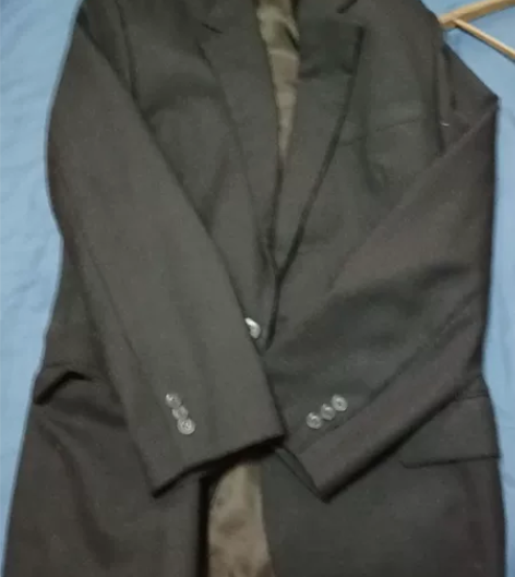 男西服上衣，身高183 感兴趣的话点“我想...