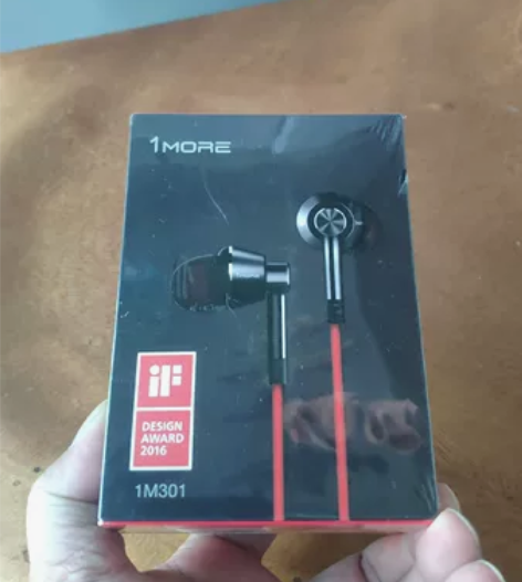 1MORE/万魔，出闲置耳机 全新的 未拆...