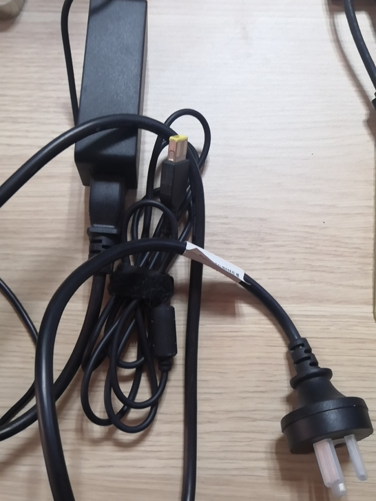 联想电脑连接线