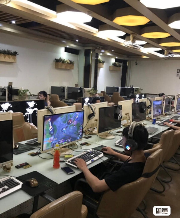 私人网吧 八核电脑全套转让 英特尔 台式机...