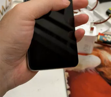 红米k50 8+256G 银色 玩机党，个...