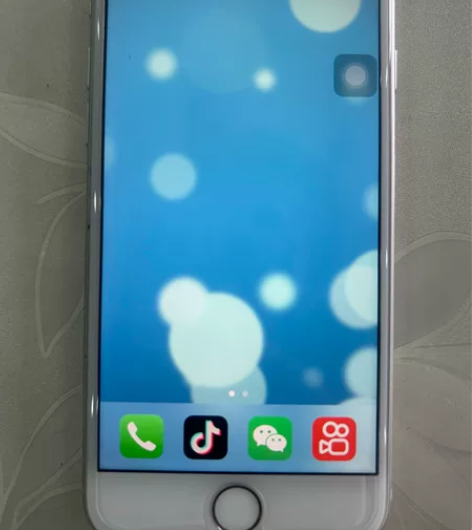 苹果8,64g 白色,外观完整,无划痕以前...