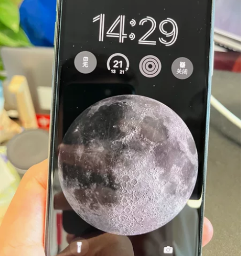 iphone x 九成新 购于苏宁易购 感...