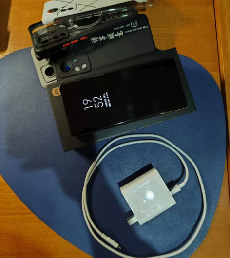 小米12pro 8+256 黑色 原包装、...