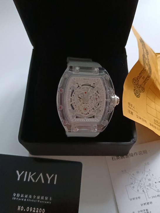 意卡伊/YIKAYI透明镂空石英 ，全新，...