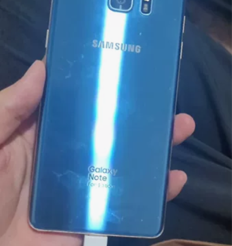 出一个三星notefe 8890处理器 4...