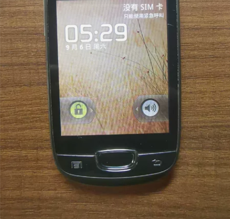 三星S5570 裸机，没有卡托也懒得试，当...