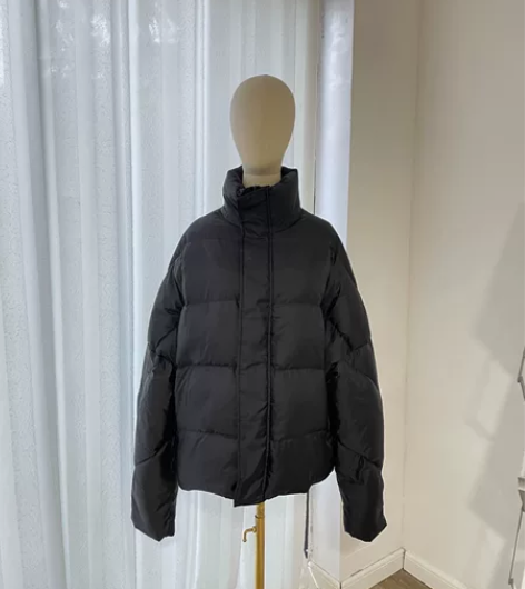 全新男士羽绒服，宽松版的，90绒，填充量3...
