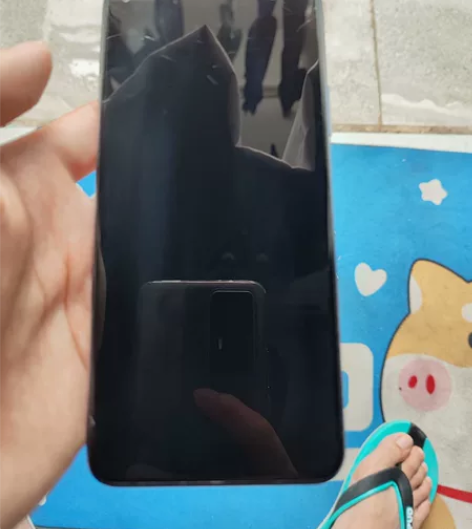 出荣耀30s一台，8+256  蝶鱼白，后...