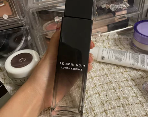 纪梵希墨藻化妆水150ml  精华水 余量...