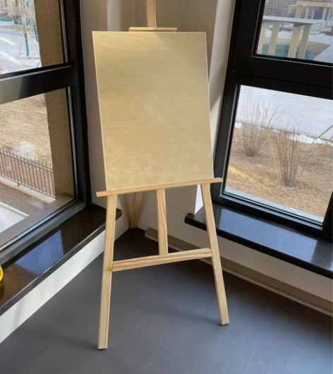 实木松木画架 一共有四个 感兴趣的话点“我...