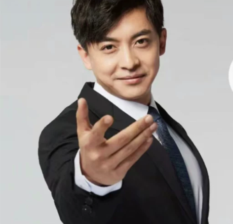 收一台夏普r2，最好是初音绿，带价来，合适...