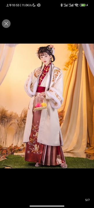 s码，三件套，买回来穿了一次，一直压箱底，...