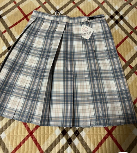 樱岛学园jk群 全新 m码 感兴趣的话点“...