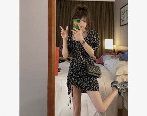 YUKISS法式黑色碎花连衣裙女小个子夏韩...