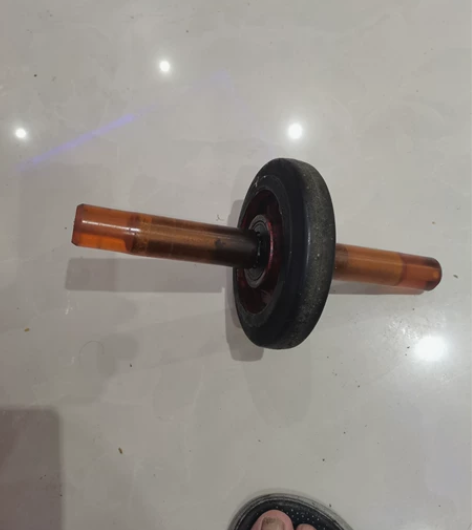 自己做的腹肌轮，结实耐用，没有坏！ 感兴趣...