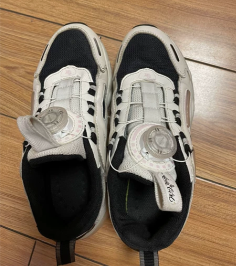 安踏新款运动鞋，33码，内长205，减震适...