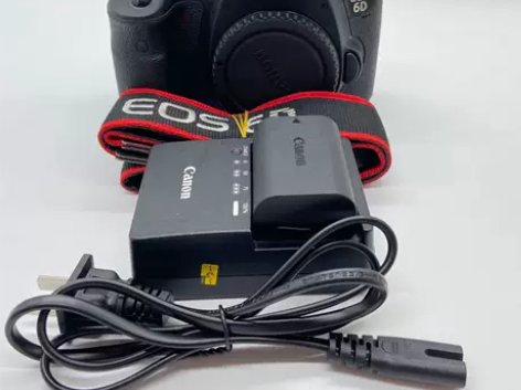 95新佳能 EOS 6D 机身边角轻微油光...