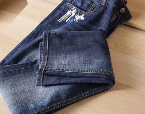 海澜之家男士牛仔裤，这款牛仔裤，面料是棉的...