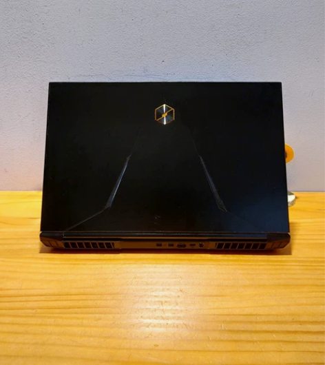 机械革命深海泰坦x8ti plus 8代i...