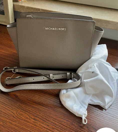 mk笑脸包小号 灰色 专柜入 成色如图 正...