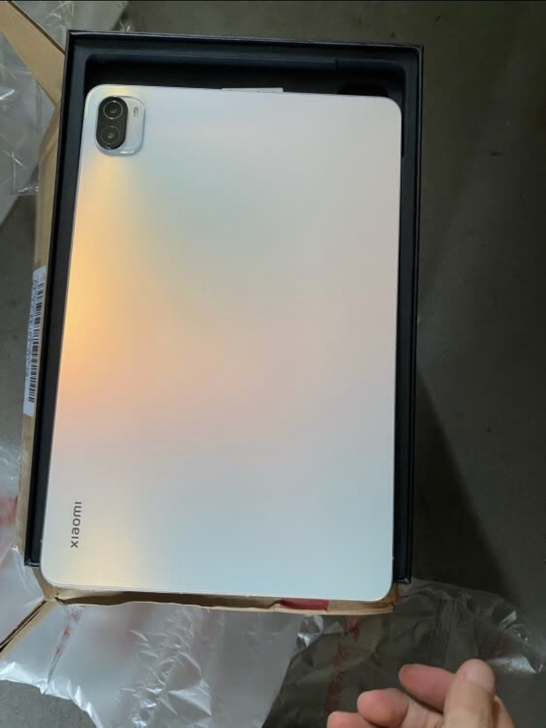 小米平板5pro白色，6+128g，有充电...