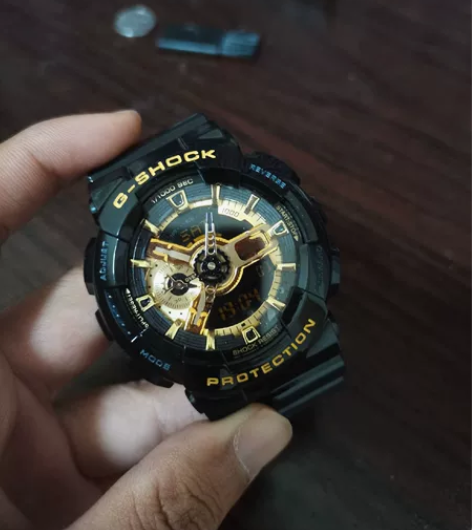 卡西欧黑金运动手表 实体店购入，买来7.8...