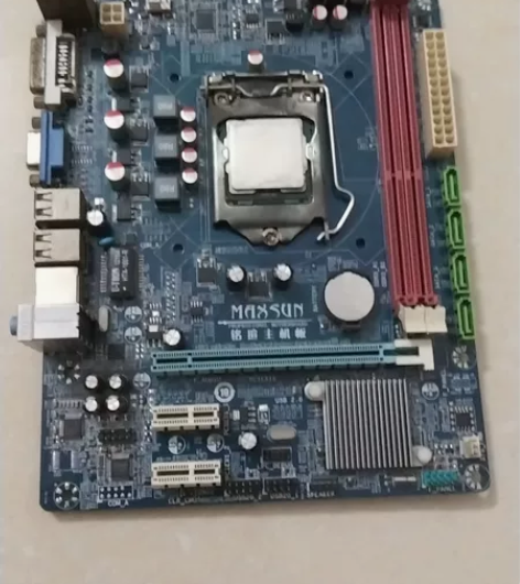 两片坏主板技嘉b360+铭瑄h61+g55...