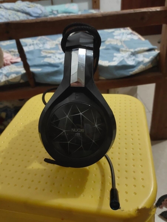 头戴式电脑耳机，音质好，不用所以卖掉
